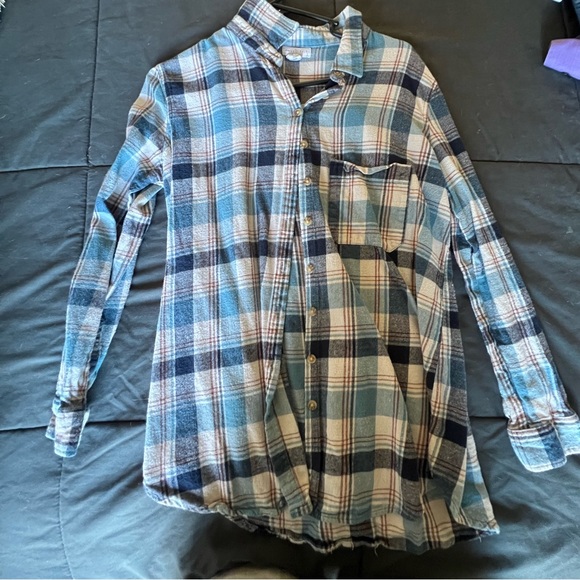 Flannels - Picture 4 of 9